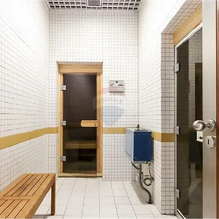 Deluxe Lumiar-airport Apartman *